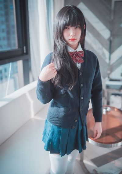 国产偷窥女厕所高清