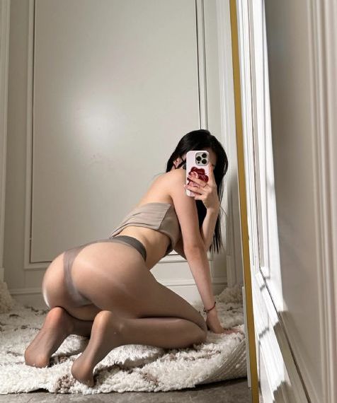 年轻朋友的妻子电影