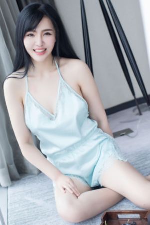 《课中坏事》无删减版