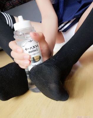正在播放国外破女大片第八部