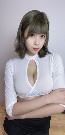 年轻的母亲无删减