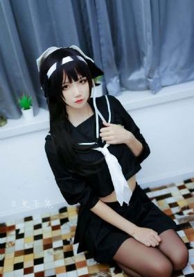 美女的尿口免费