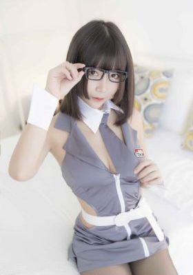 老鸭av